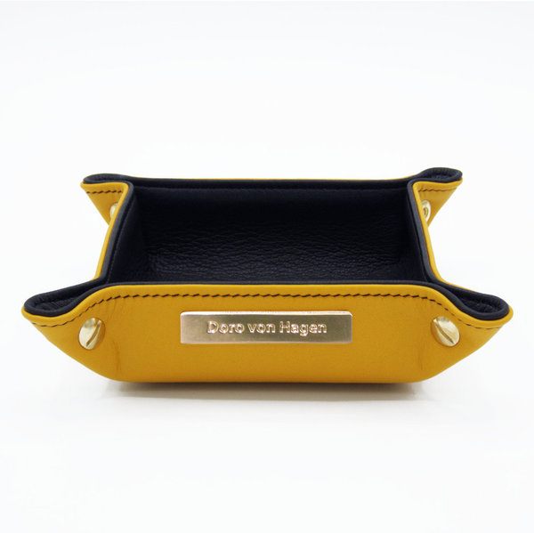 Leder Schlüsselschale / kleiner Taschenleerer, aussen Safran Gelb, innen Schwarz 14x14cm,